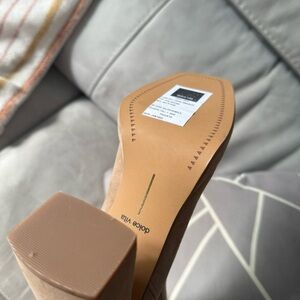 Dolce Vita Women's Beige Heeled Boots